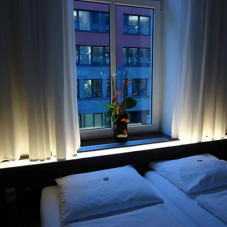 Concorde Hotel 4*
