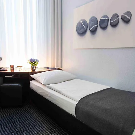 Concorde Hotel 4*