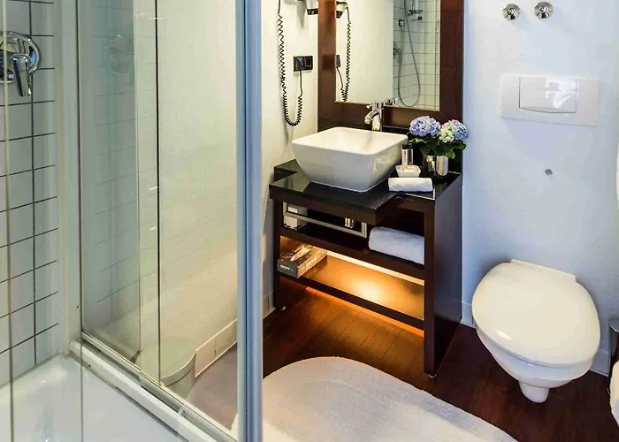 Concorde Hotell 4*