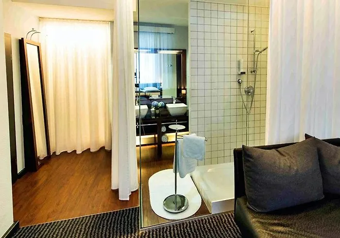Concorde Hotell 4*